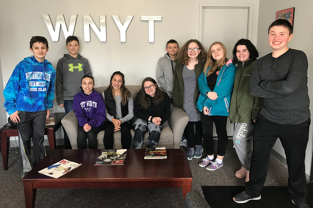 Students Tour WNYT Studio